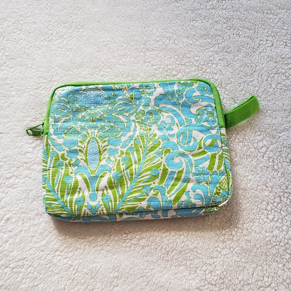 Blue and Green Floral iPad Case - Picture 2 of 3
